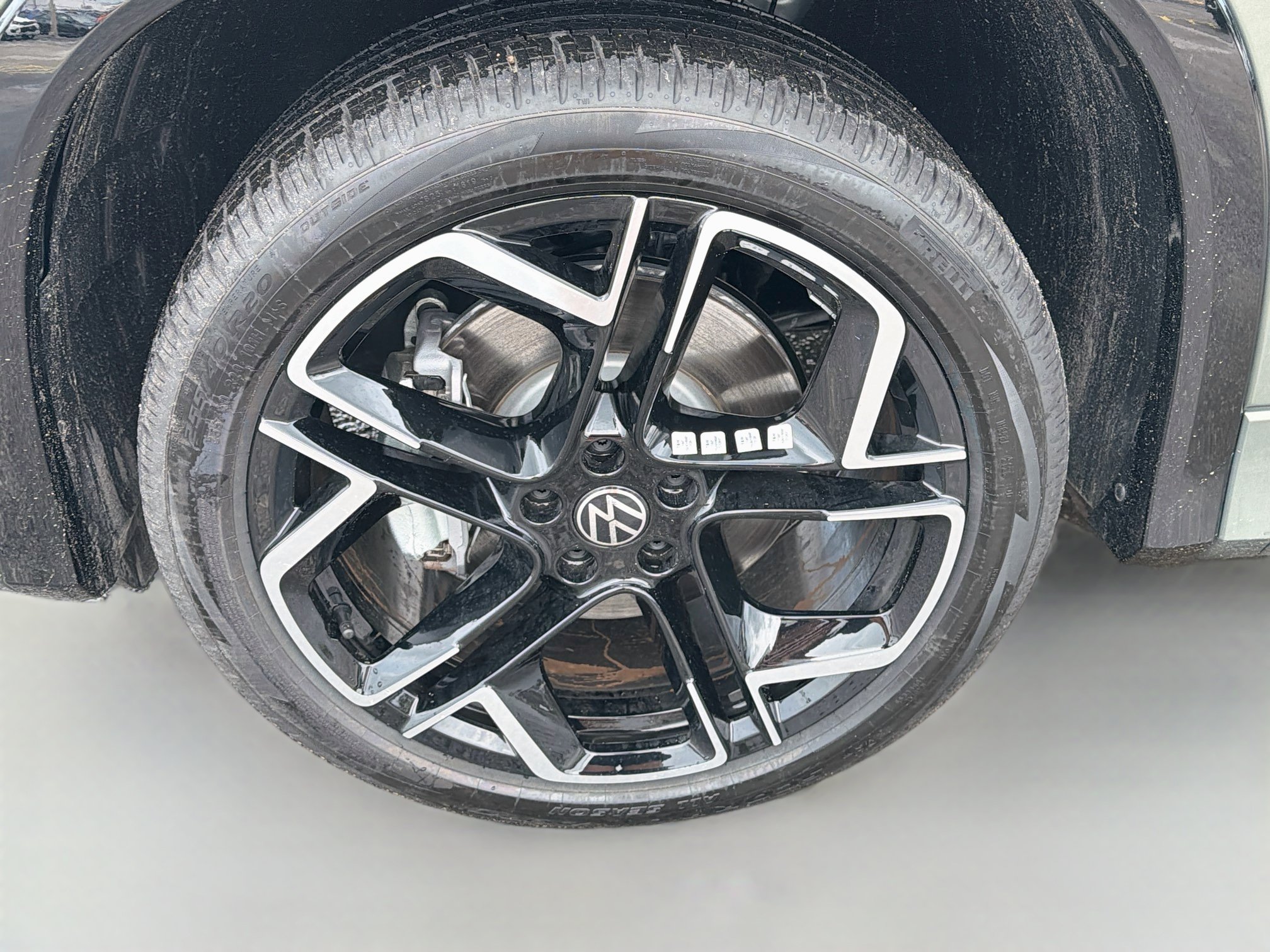 New 2026 Volkswagen Tiguan SEL R-Line AWD/4WD image 43