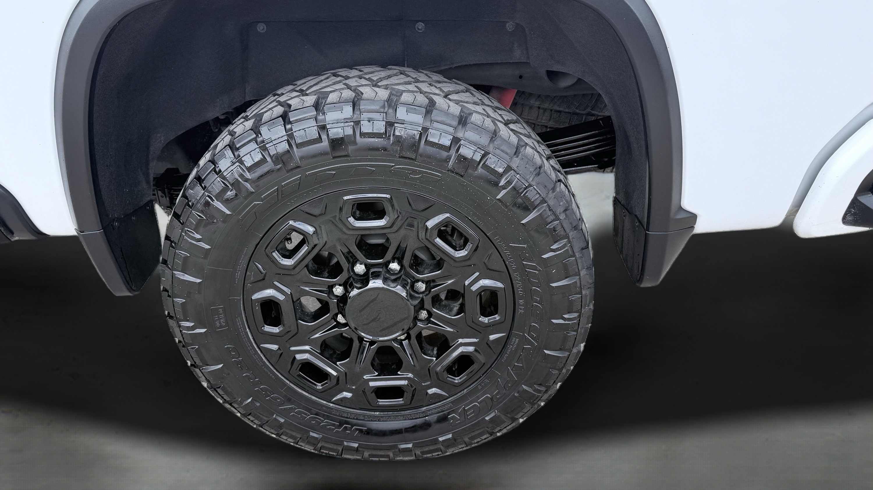 Used 2024 Chevrolet Silverado 2500 LT AWD/4WD image 20