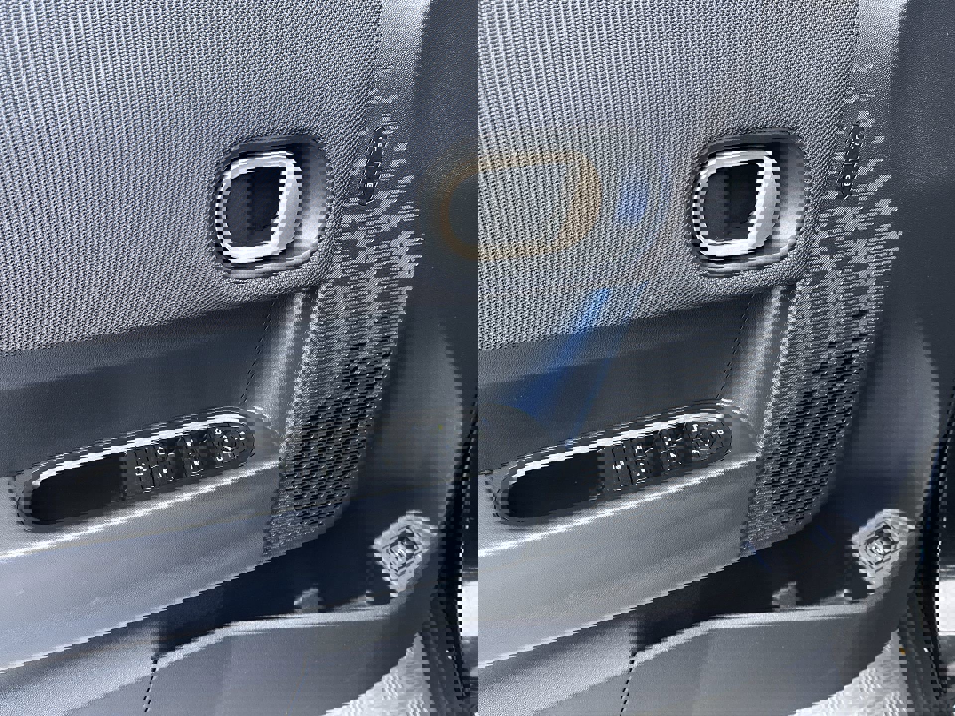 Certified 2025 MINI Cooper S image 15