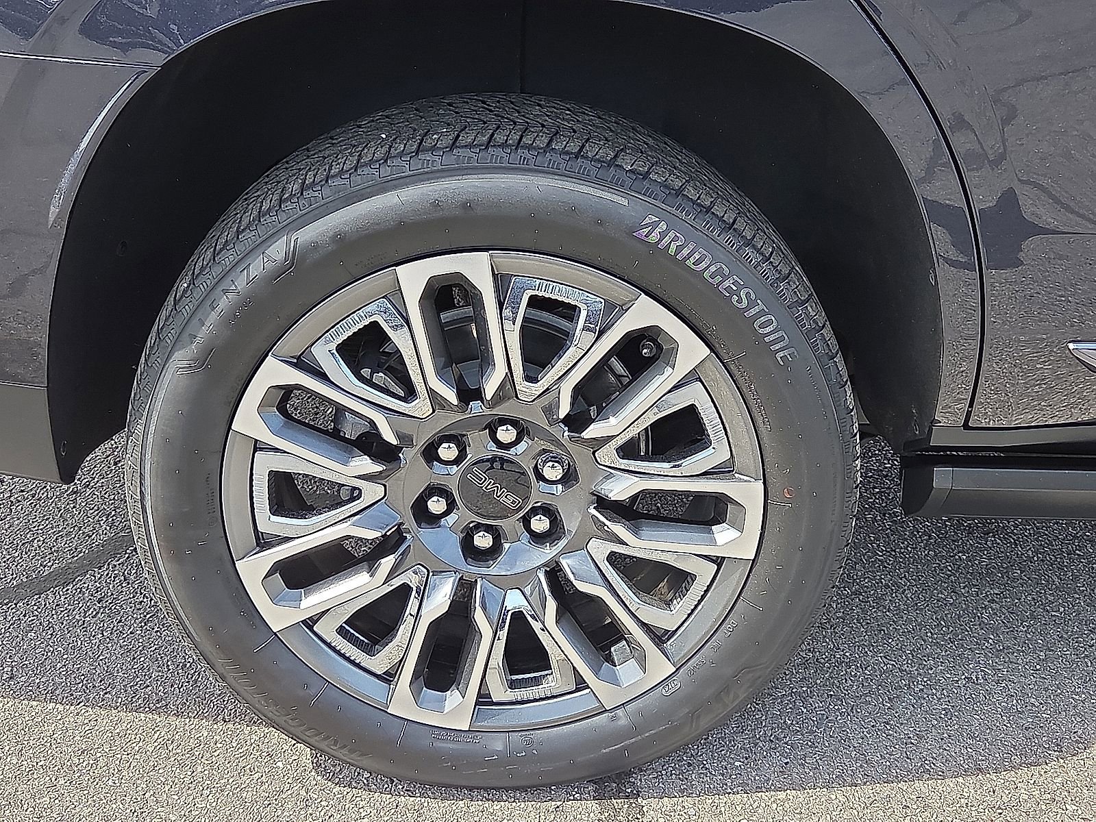 Certified 2023 GMC Yukon Denali Ultimate image 7