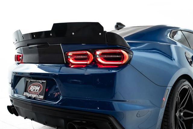 Used 2022 Chevrolet Camaro SS RWD image 14
