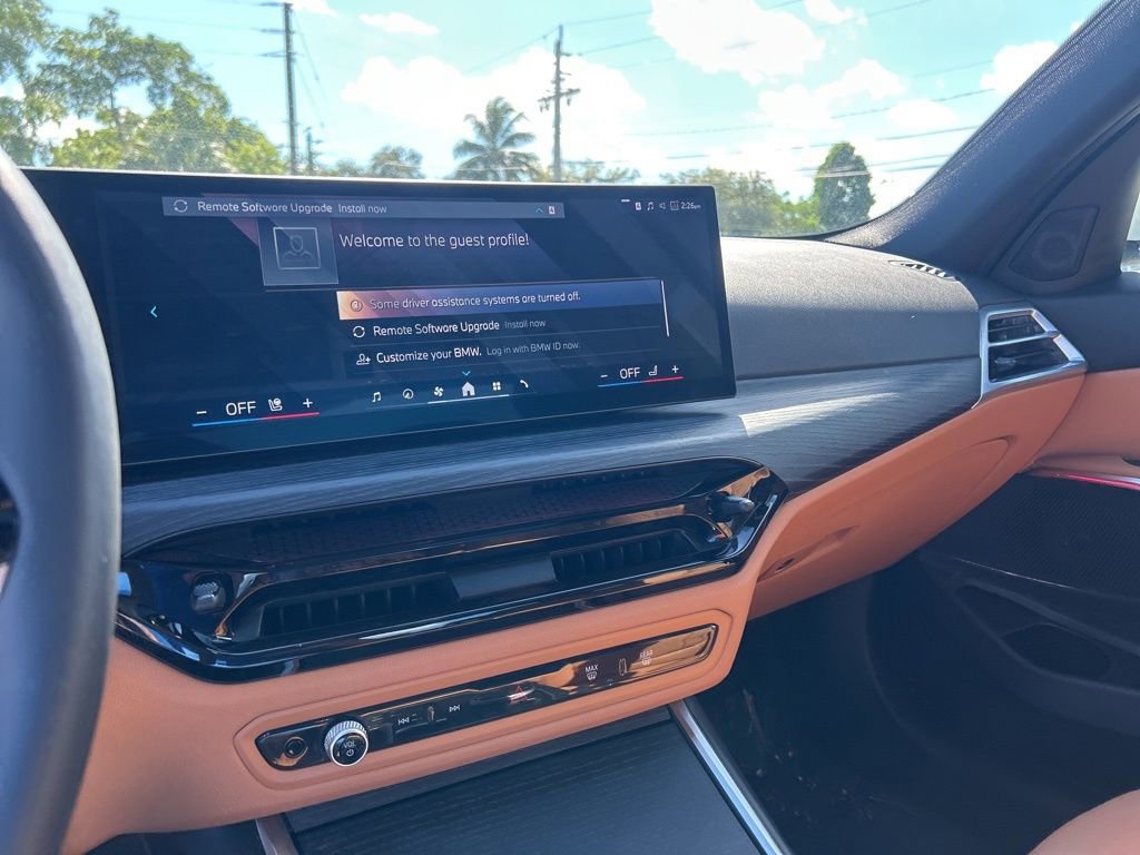 Used 2025 BMW 330i xDrive Sedan image 13