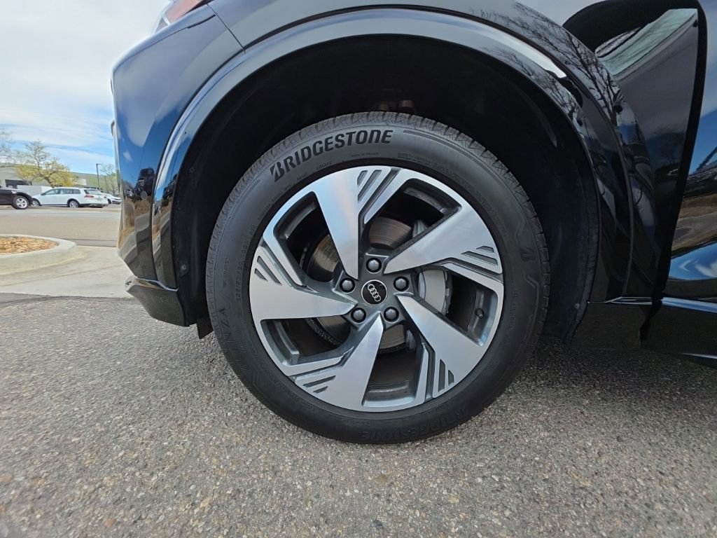 Used 2025 Audi Q6 e-tron Premium Plus w/ Premium Plus image 26