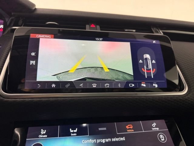 Used 2019 Land Rover Range Rover Velar R-Dynamic SE AWD/4WD image 21
