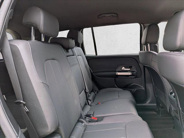 New 2025 Mercedes-Benz GLB 250 image 18