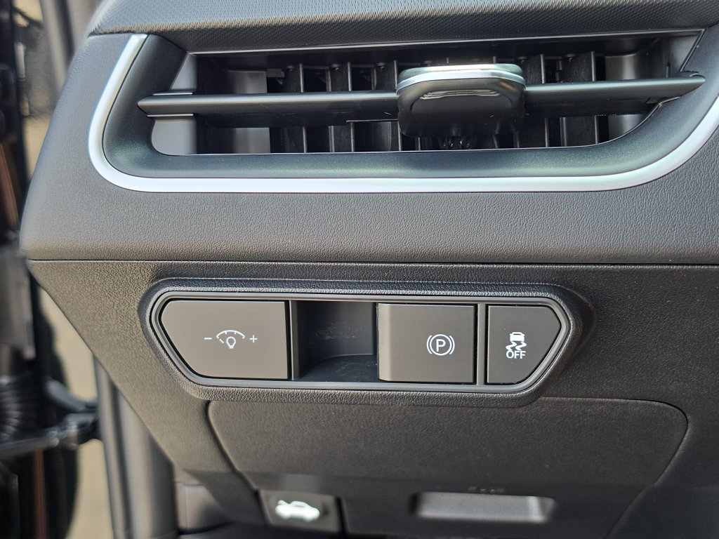 New 2026 Kia K4 FWD image 27