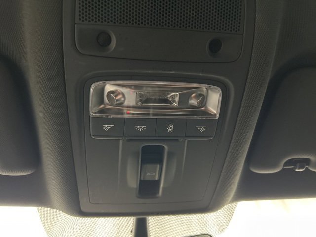 Used 2016 Audi A3 e-tron Premium w/ Audi MMI Navigation Plus image 21