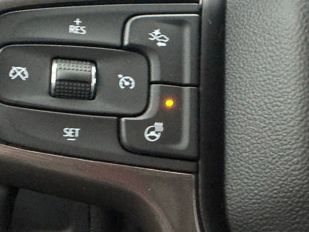 Used 2023 Chevrolet Suburban RST w/ Luxury Package image 24