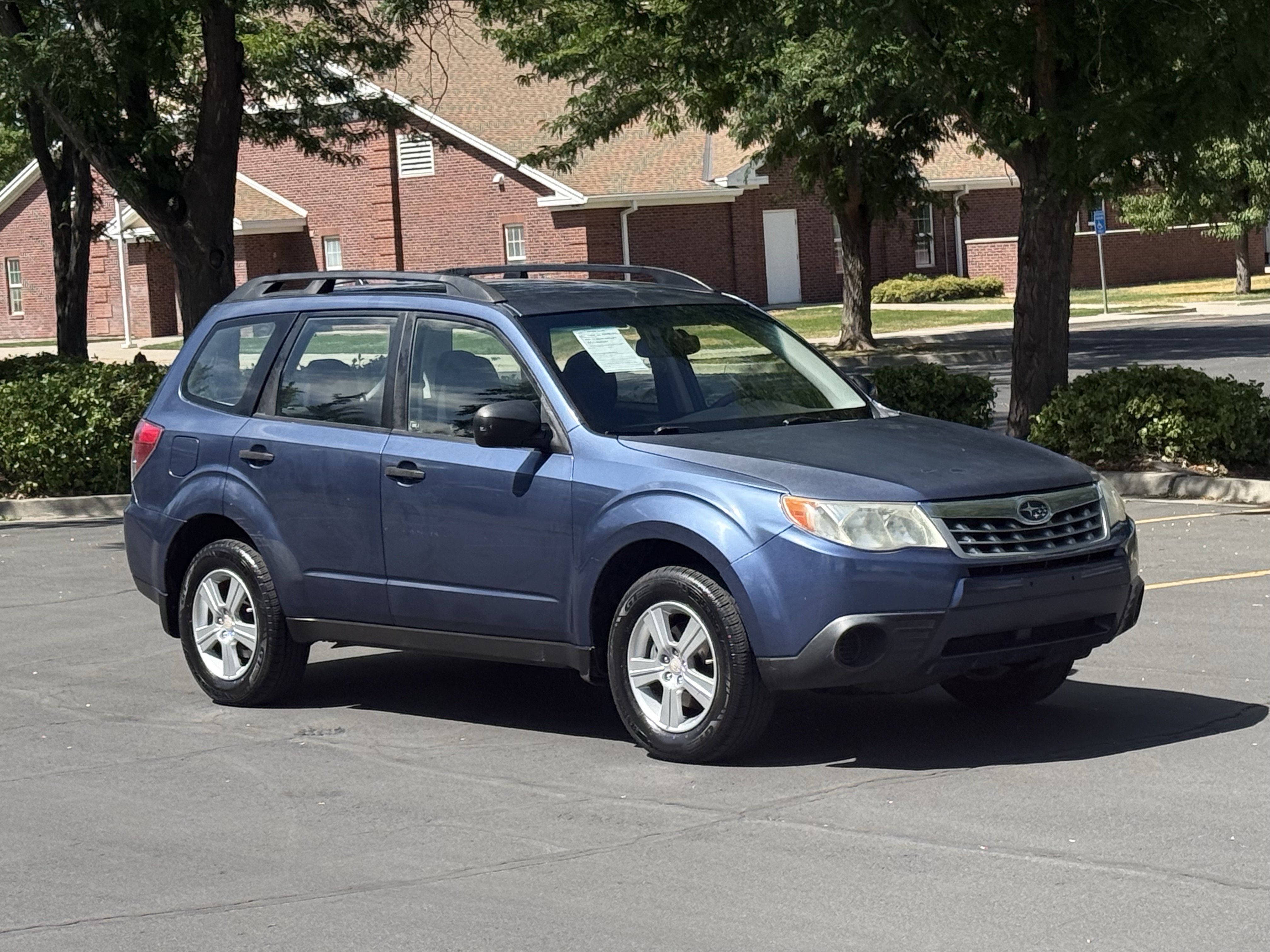 Used 2011 Subaru Forester 2.5X w/ Popular Equipment Group 1B AWD/4WD image 2
