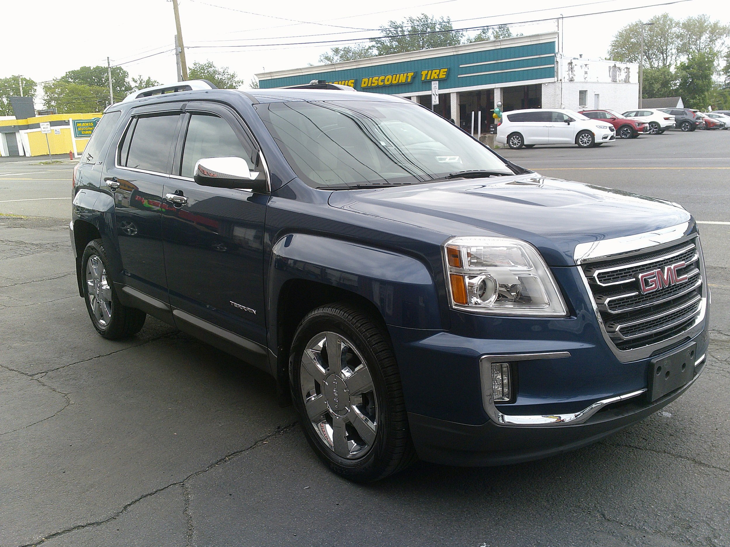 Used 2016 GMC Terrain SLT w/ Open Road Package AWD/4WD image 13
