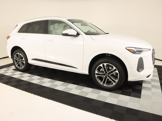 New 2026 Audi Q5 Premium Plus AWD/4WD image 6