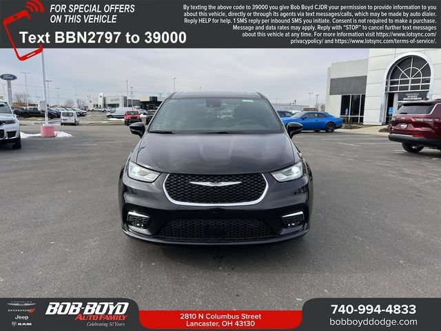 New 2026 Chrysler Pacifica Select FWD image 2