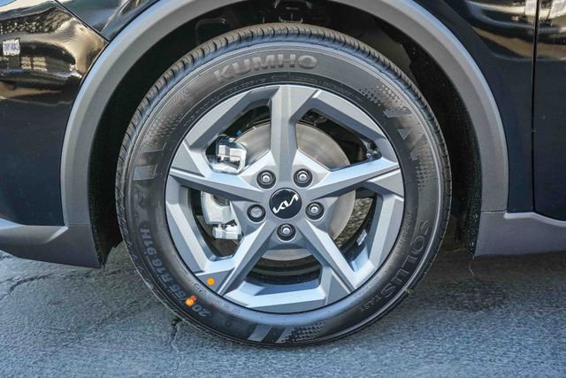 New 2026 Kia K4 FWD image 26