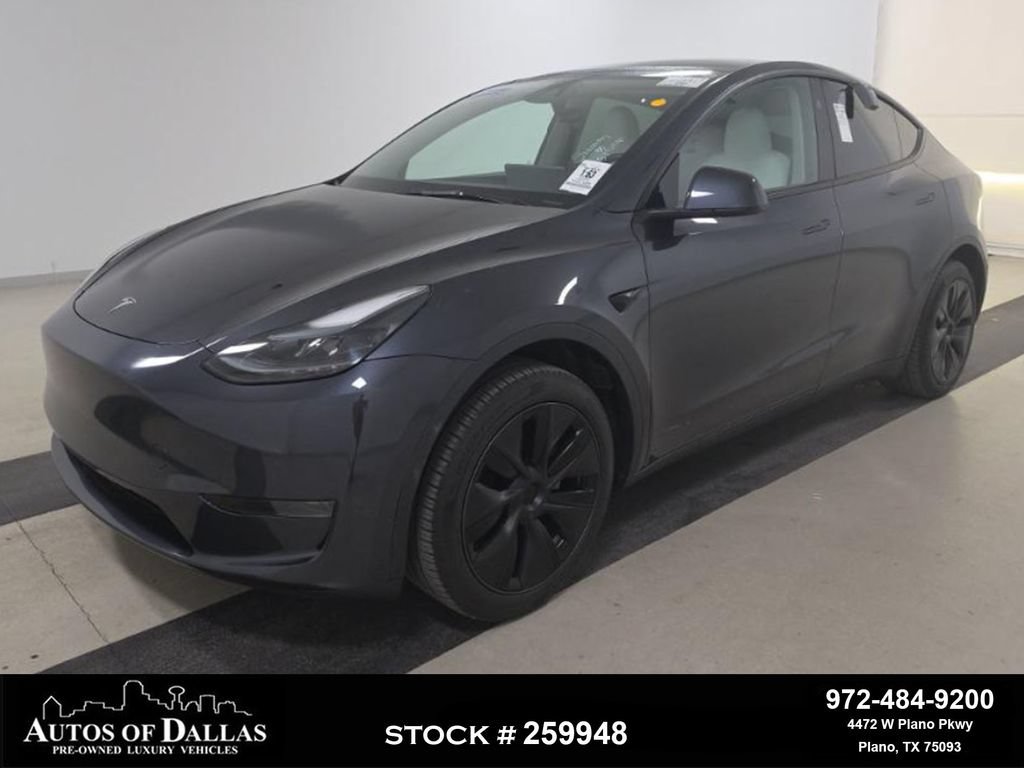Used 2025 Tesla Model Y Long Range RWD image 1