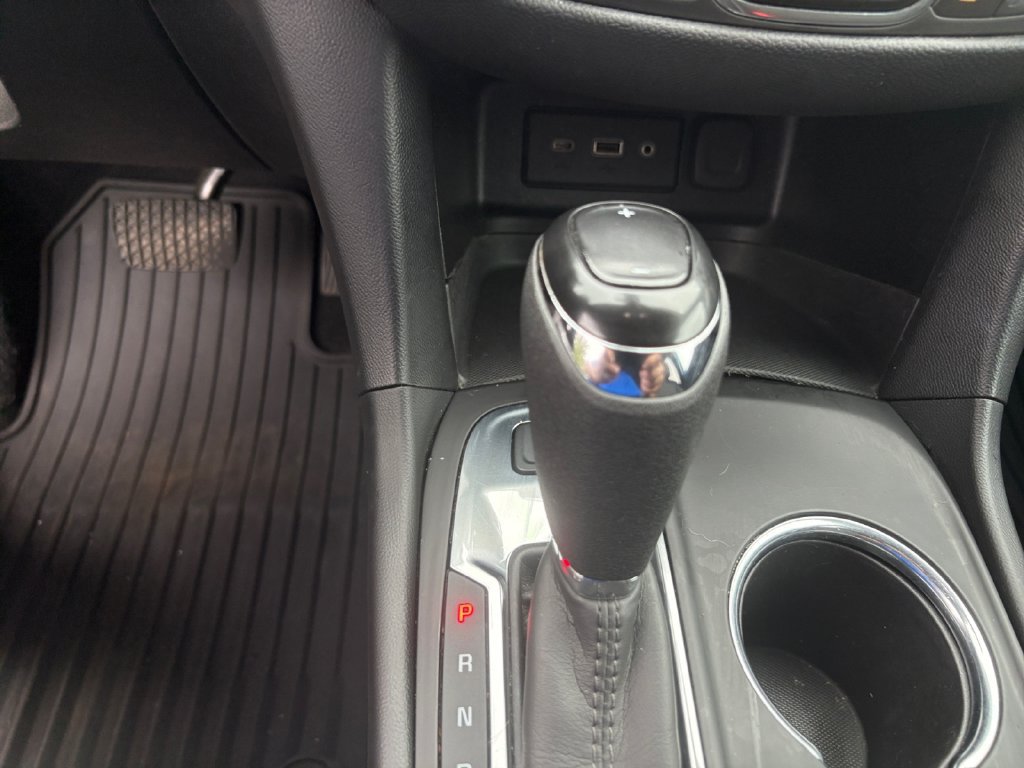 Used 2021 Chevrolet Equinox LT AWD/4WD image 21
