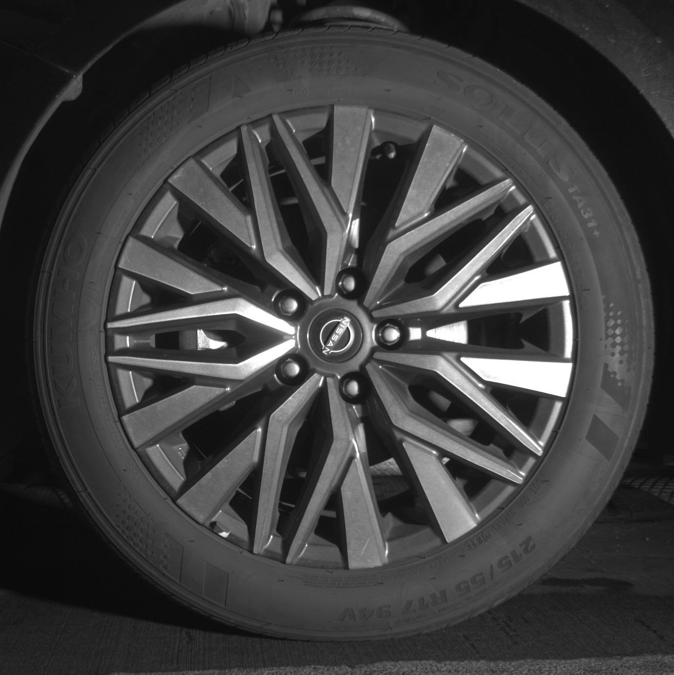 Used 2025 Nissan Altima 2.5 SV FWD image 12