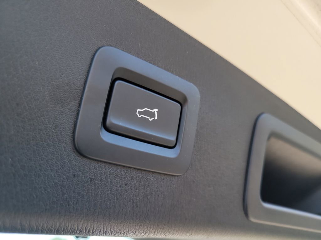 Used 2022 MAZDA CX-5 AWD 2.5 S w/ Premium Package image 9