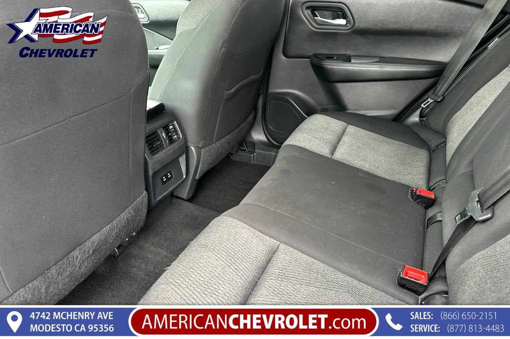 Used 2024 Nissan Rogue SV FWD image 15