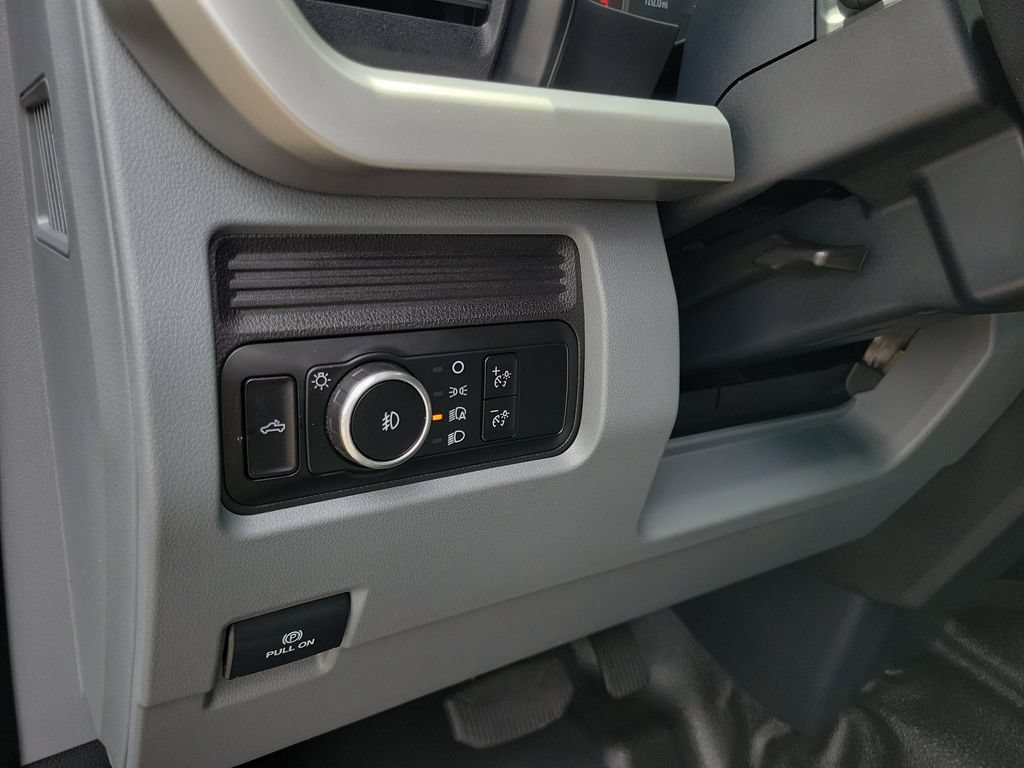 Certified 2025 Ford F350 XL w/ XL Driver Assist Package AWD/4WD image 19