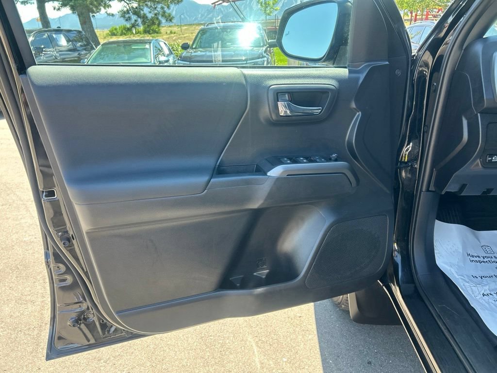 Used 2023 Toyota Tacoma TRD Sport AWD/4WD image 20