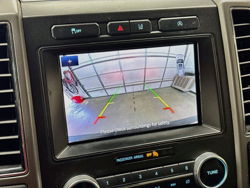 Used 2020 Ford Expedition XLT w/ Equipment Group 202A RWD image 17