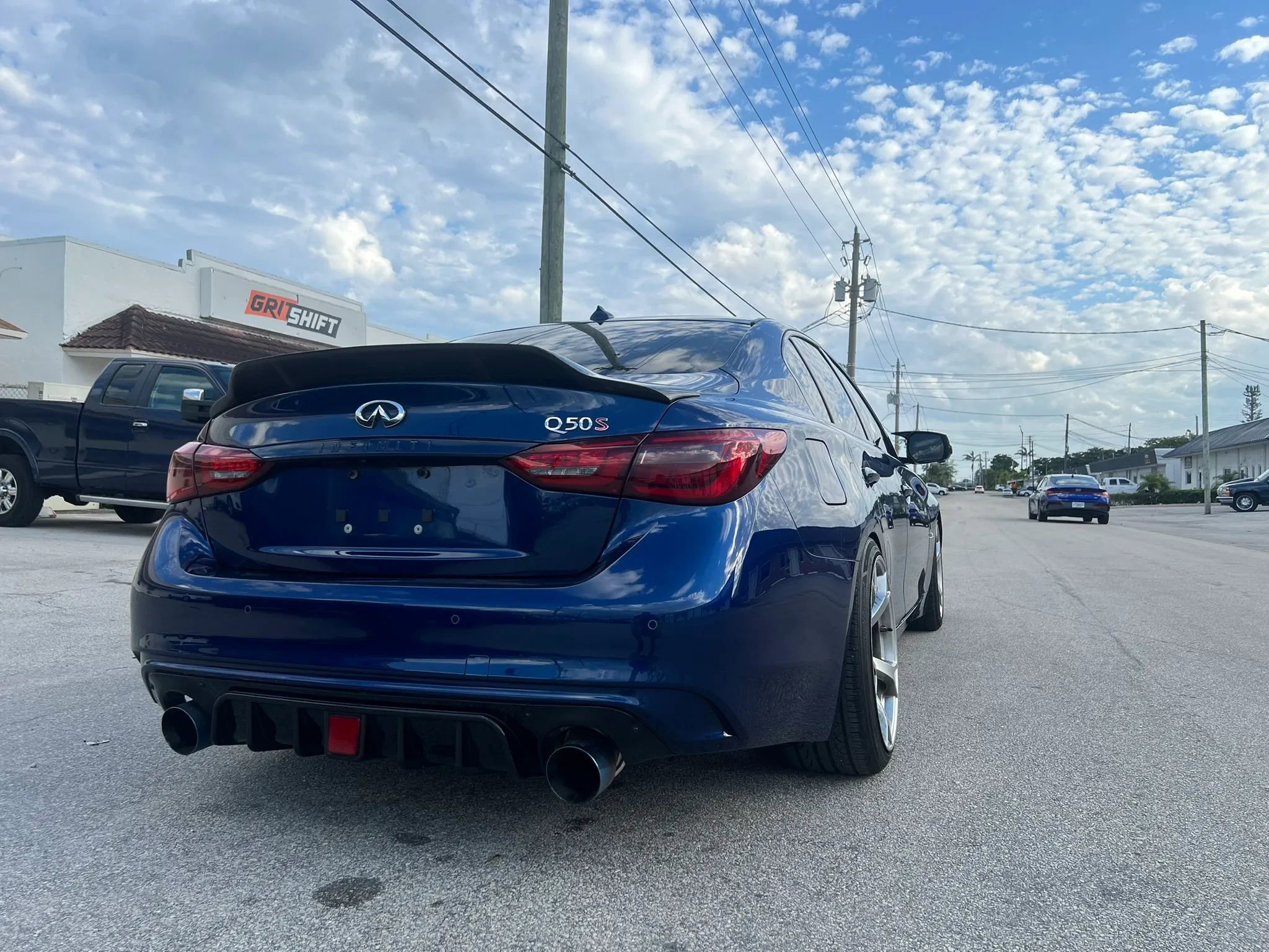 Used 2016 INFINITI Q50 Red Sport 400 RWD image 5