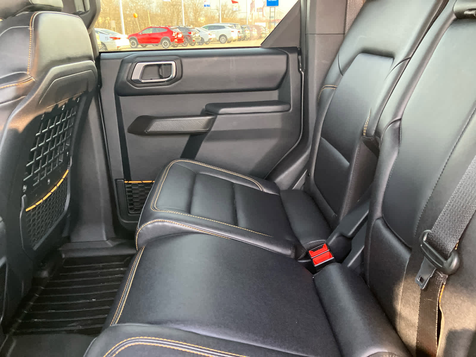 Used 2024 Ford Bronco Badlands image 39