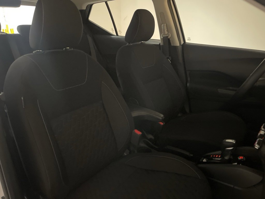 Used 2022 Nissan Kicks S image 34