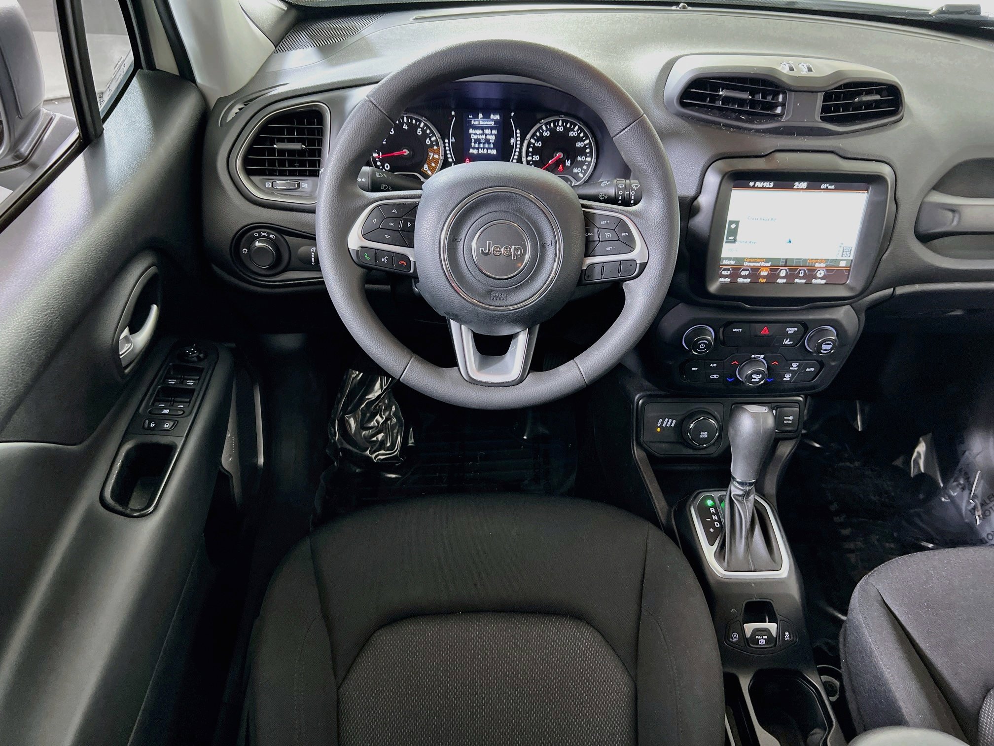 Used 2023 Jeep Renegade Latitude AWD/4WD image 21