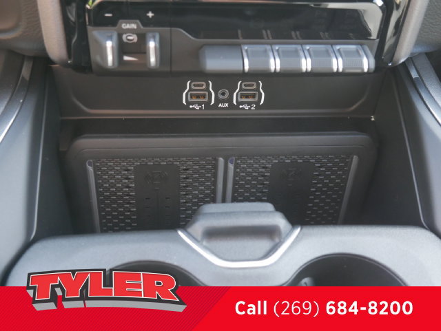 New 2026 RAM 2500 Laramie w/ Night Edition AWD/4WD image 34