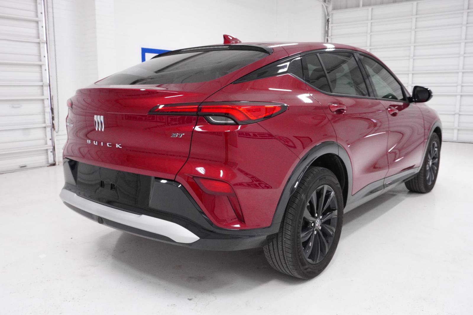 Used 2024 Buick Envista Sport Touring w/ Convenience II Package image 5