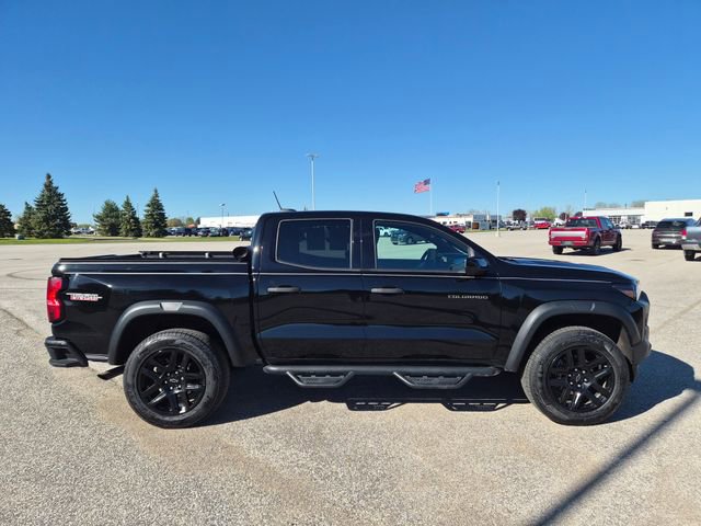 Used 2023 Chevrolet Colorado Trail Boss w/ Technology Package AWD/4WD image 4