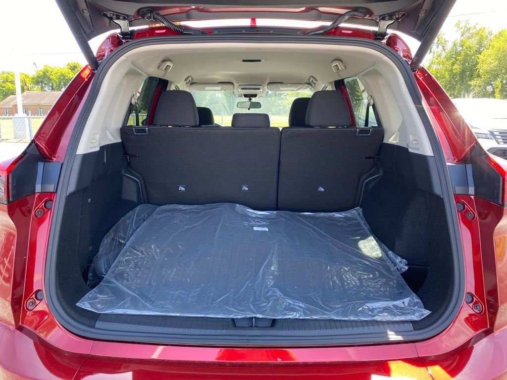 New 2026 Nissan Rogue SV image 32