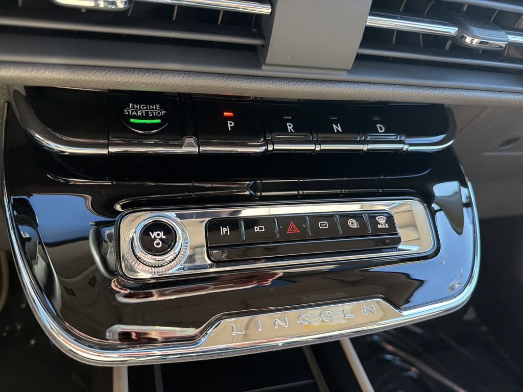 Certified 2024 Lincoln Corsair Grand Touring w/ Equipment Group 301A AWD/4WD image 27