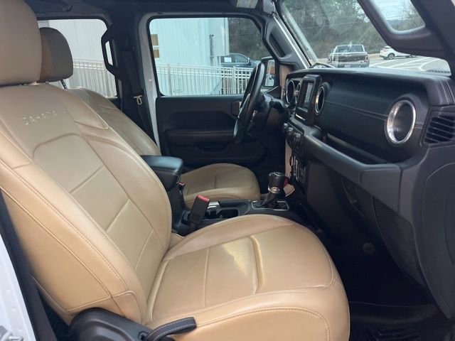 Used 2018 Jeep Wrangler Unlimited Sahara image 36