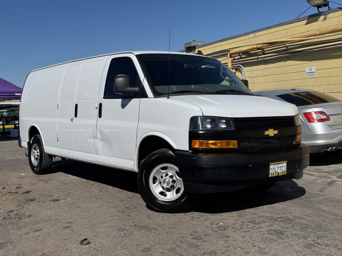 Used 2021 Chevrolet Express 2500 Extended w/ Driver Convenience Package RWD image 2