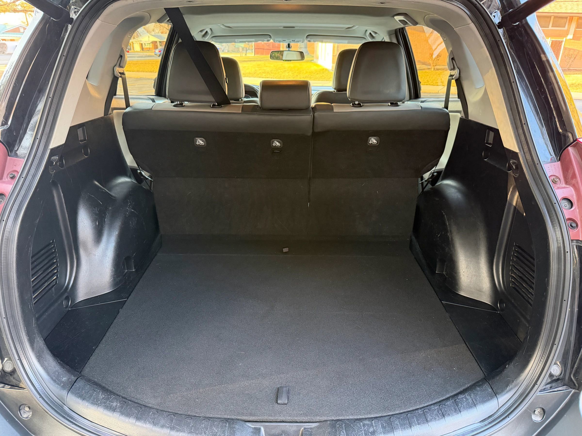 Used 2015 Toyota RAV4 Limited image 10