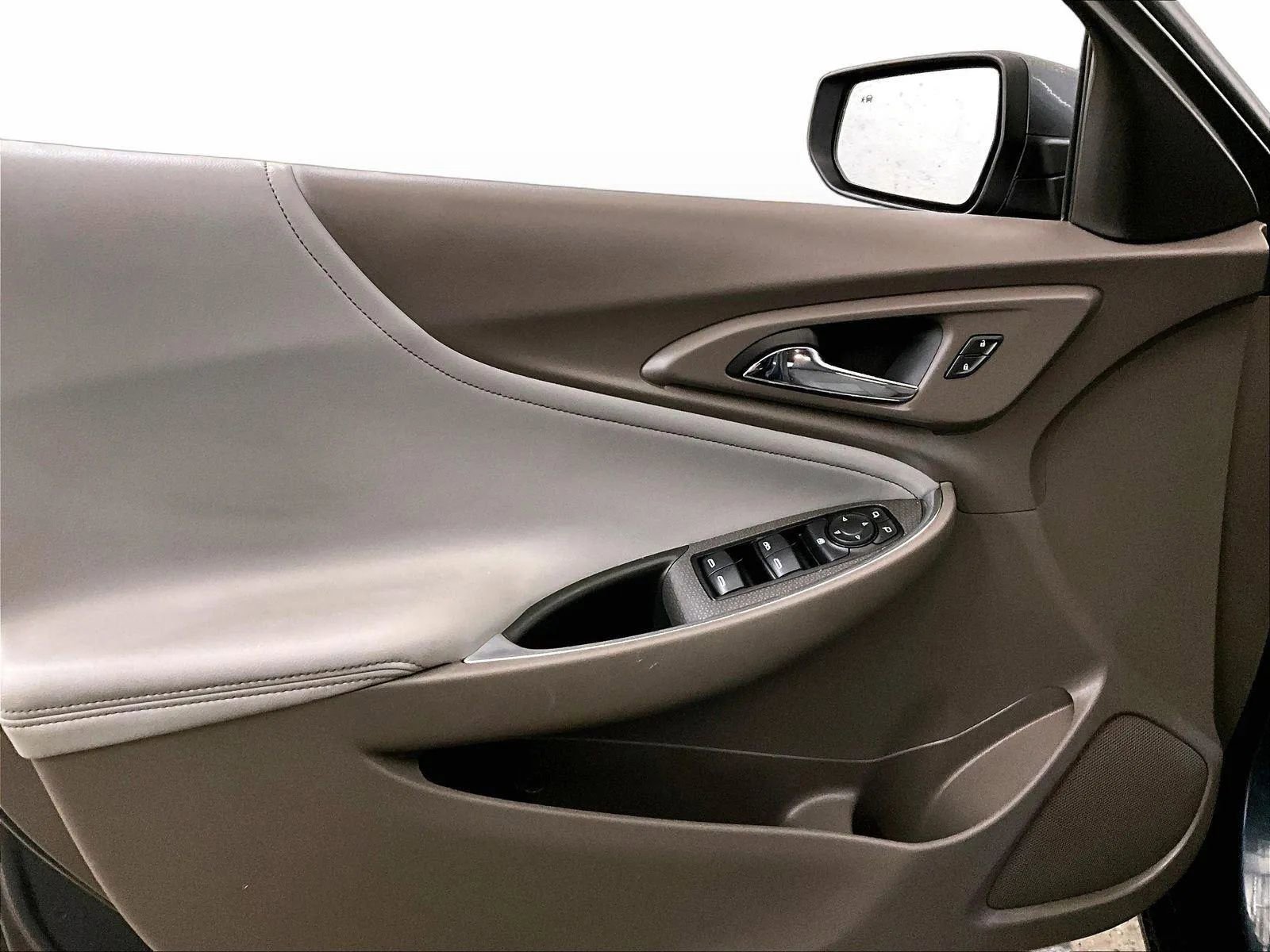 Used 2019 Chevrolet Malibu LT w/ Leather Package image 22