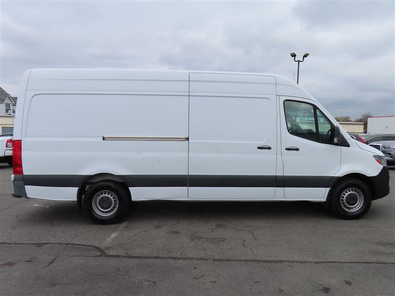 Used 2021 Mercedes-Benz Sprinter 2500 w/ Driver Convenience Package image 17