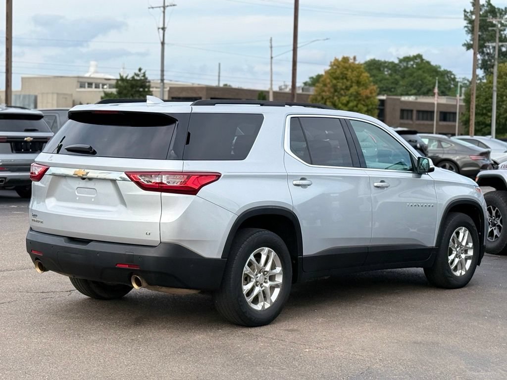 Used 2021 Chevrolet Traverse LT FWD image 28