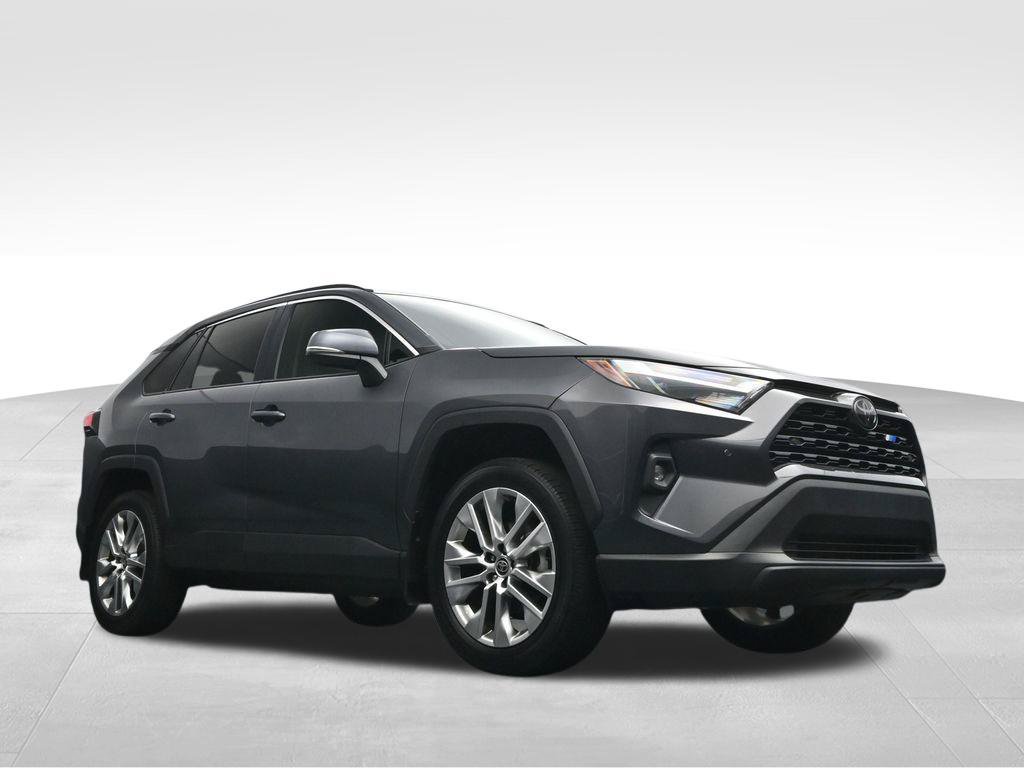 Used 2024 Toyota RAV4 XLE Premium w/ Weather Package AWD/4WD image 39