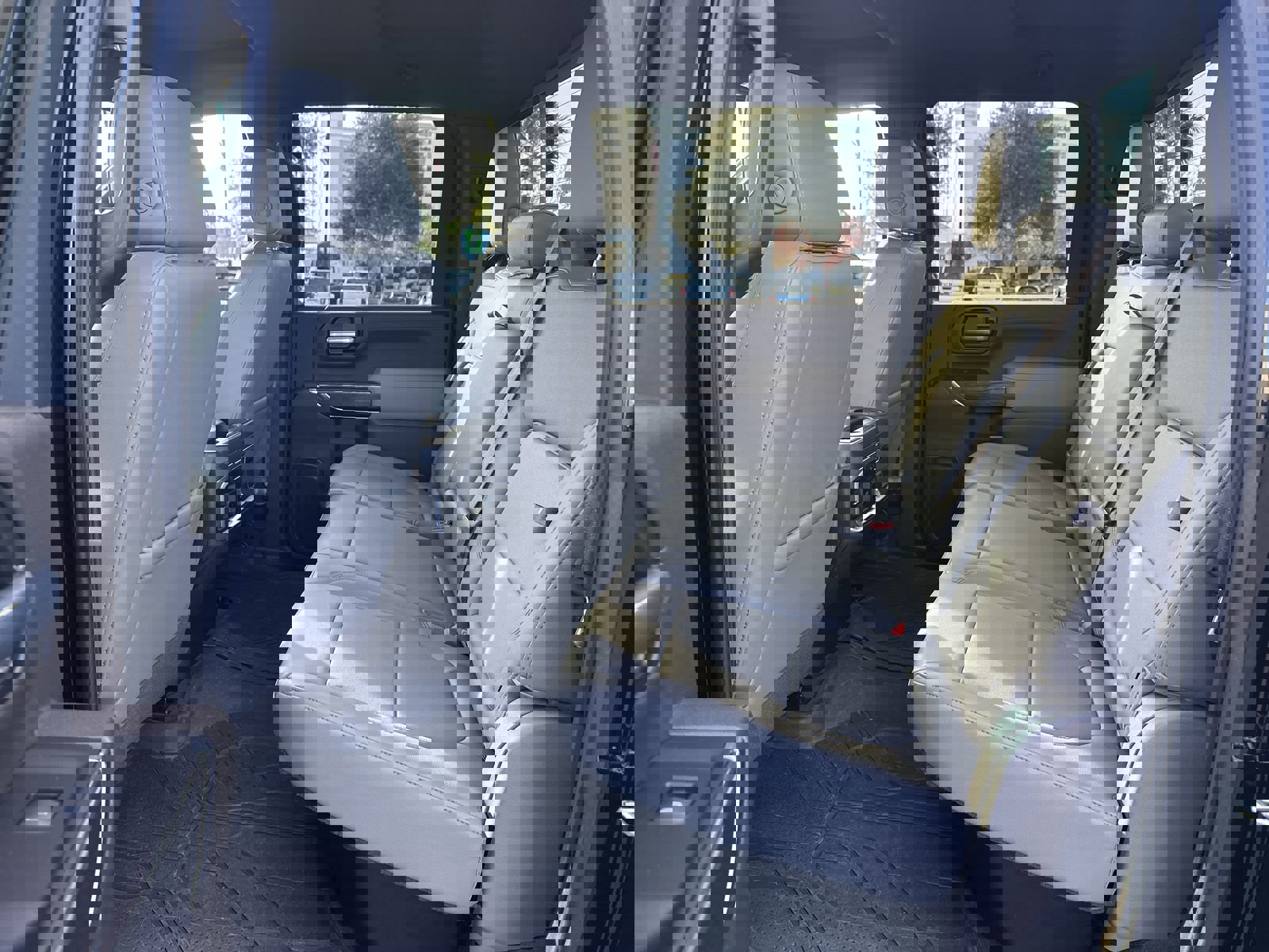 Used 2020 Chevrolet Silverado 3500 LTZ w/ LTZ Plus Package image 31