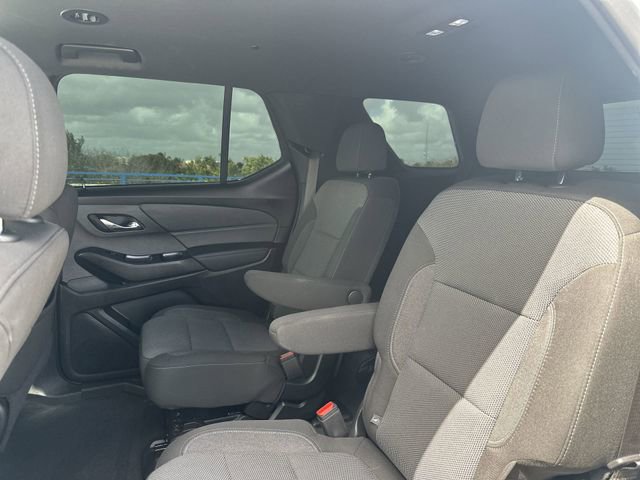 Used 2023 Chevrolet Traverse LT image 35