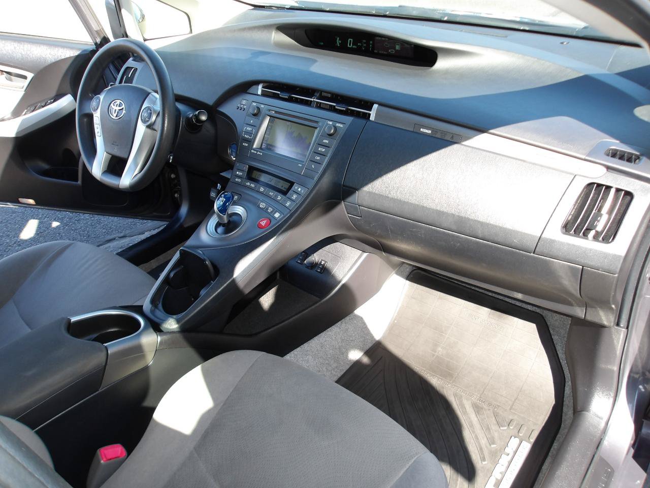 Used 2012 Toyota Prius Prime Plug-In Hybrid FWD image 13