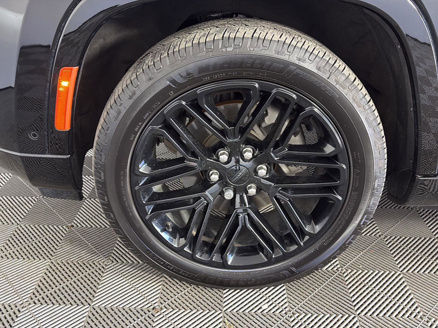 Used 2023 Jeep Wagoneer Series II image 15