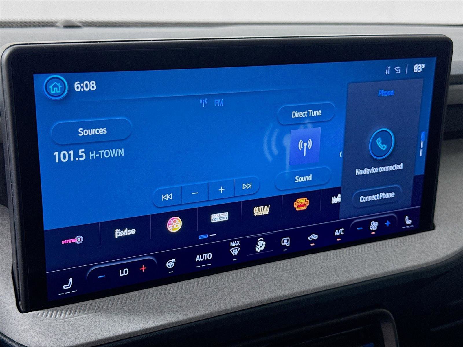 Used 2025 Ford Maverick XLT w/ XLT Luxury Package image 9