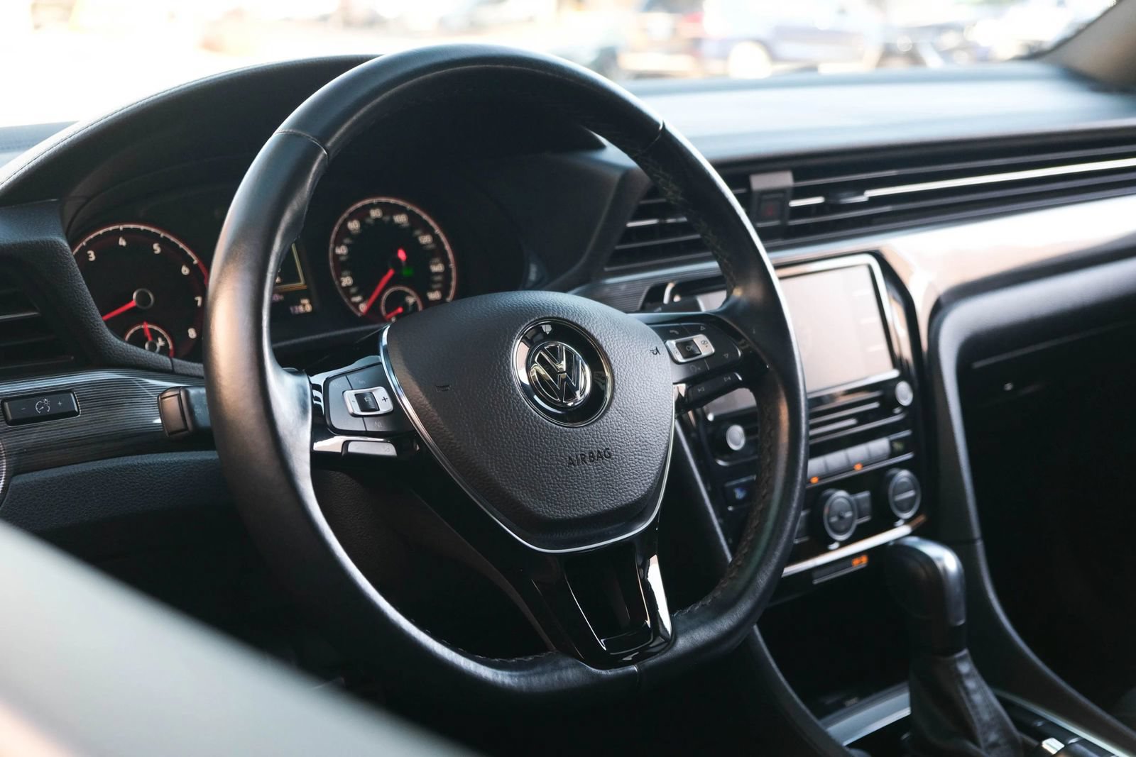 Used 2022 Volkswagen Passat 2.0T R-Line FWD image 14