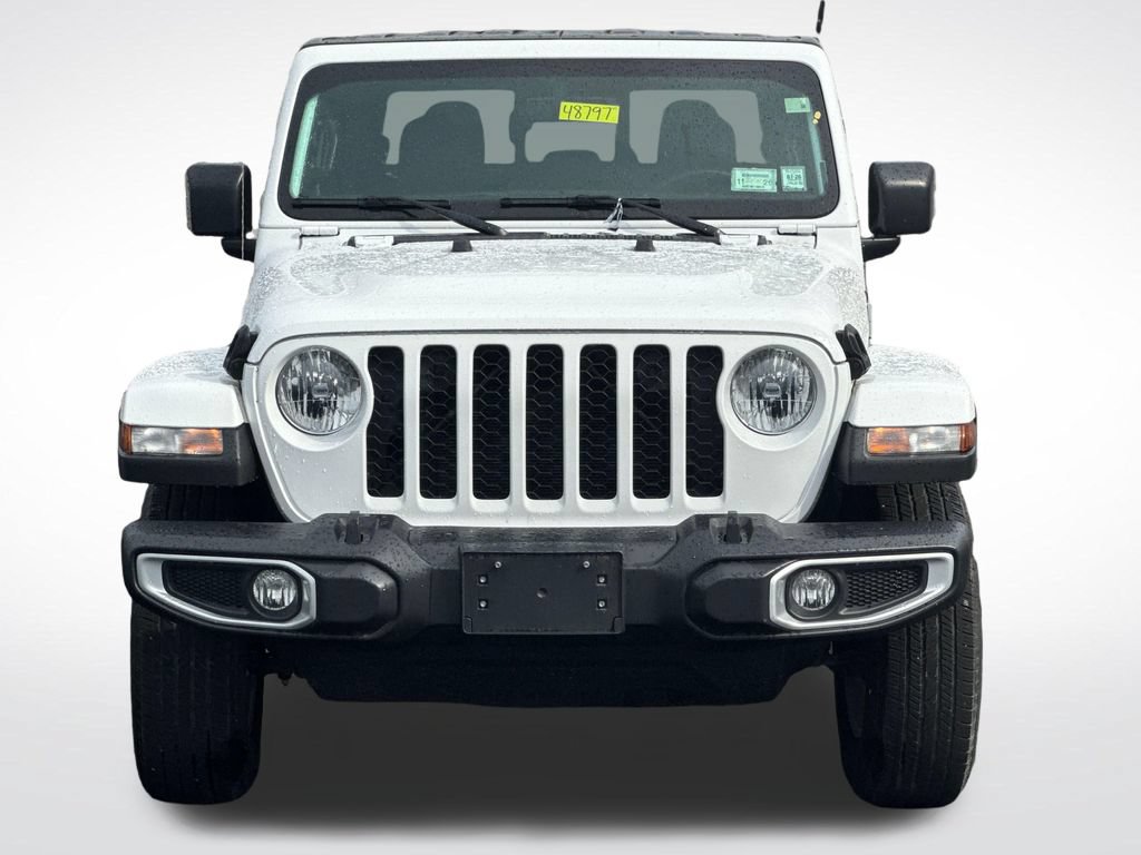 Used 2023 Jeep Gladiator Sport AWD/4WD image 3