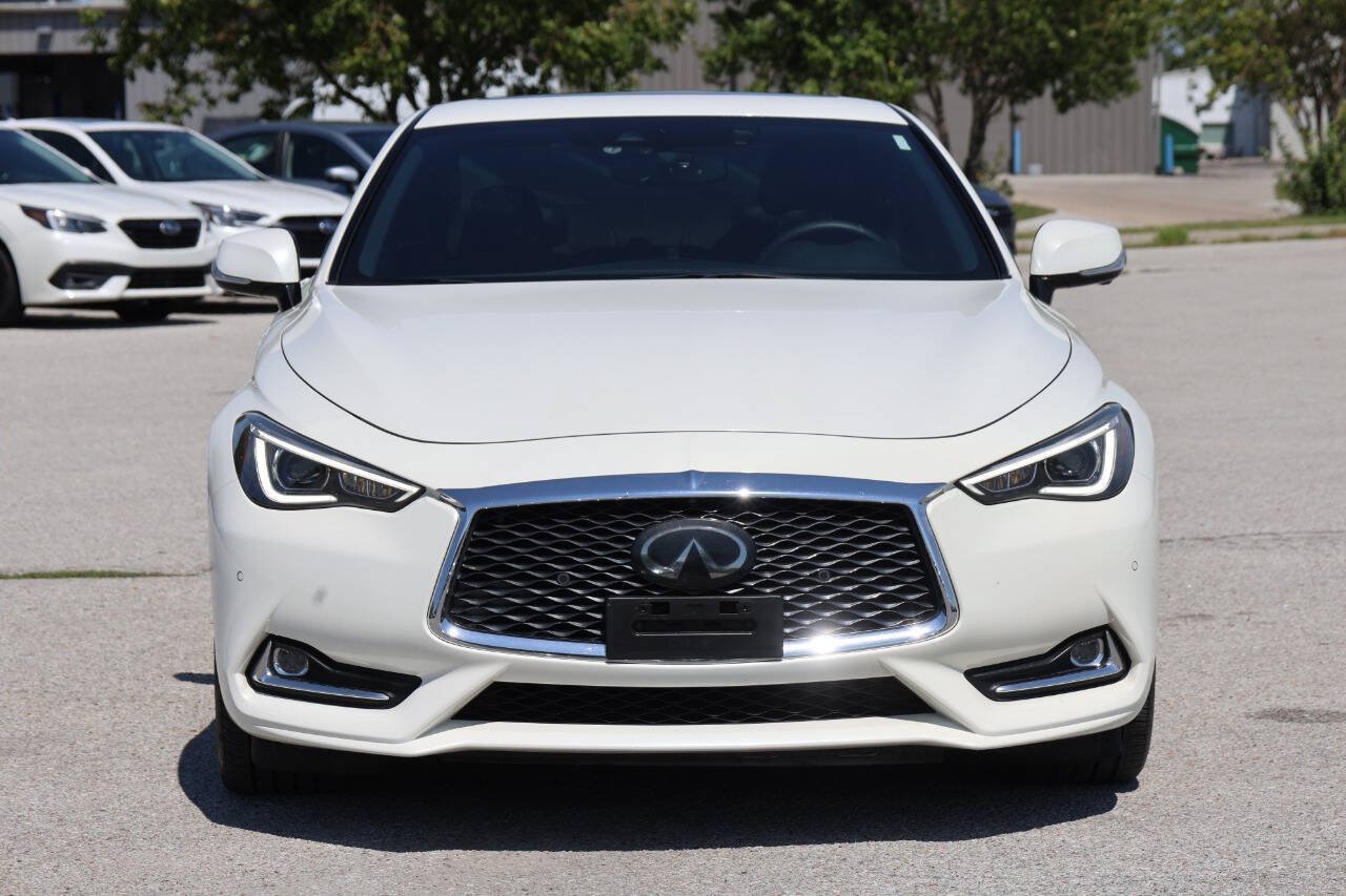Used 2020 INFINITI Q60 3.0t Luxe w/ Essential Package AWD/4WD image 5