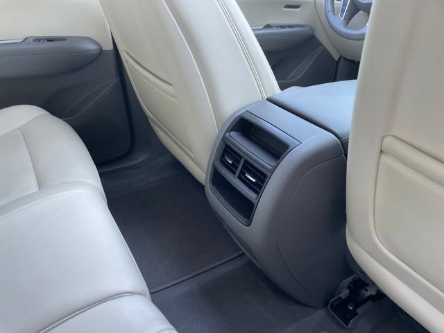 Used 2017 Cadillac XT5 Luxury w/ Driver Awareness Package AWD/4WD image 55